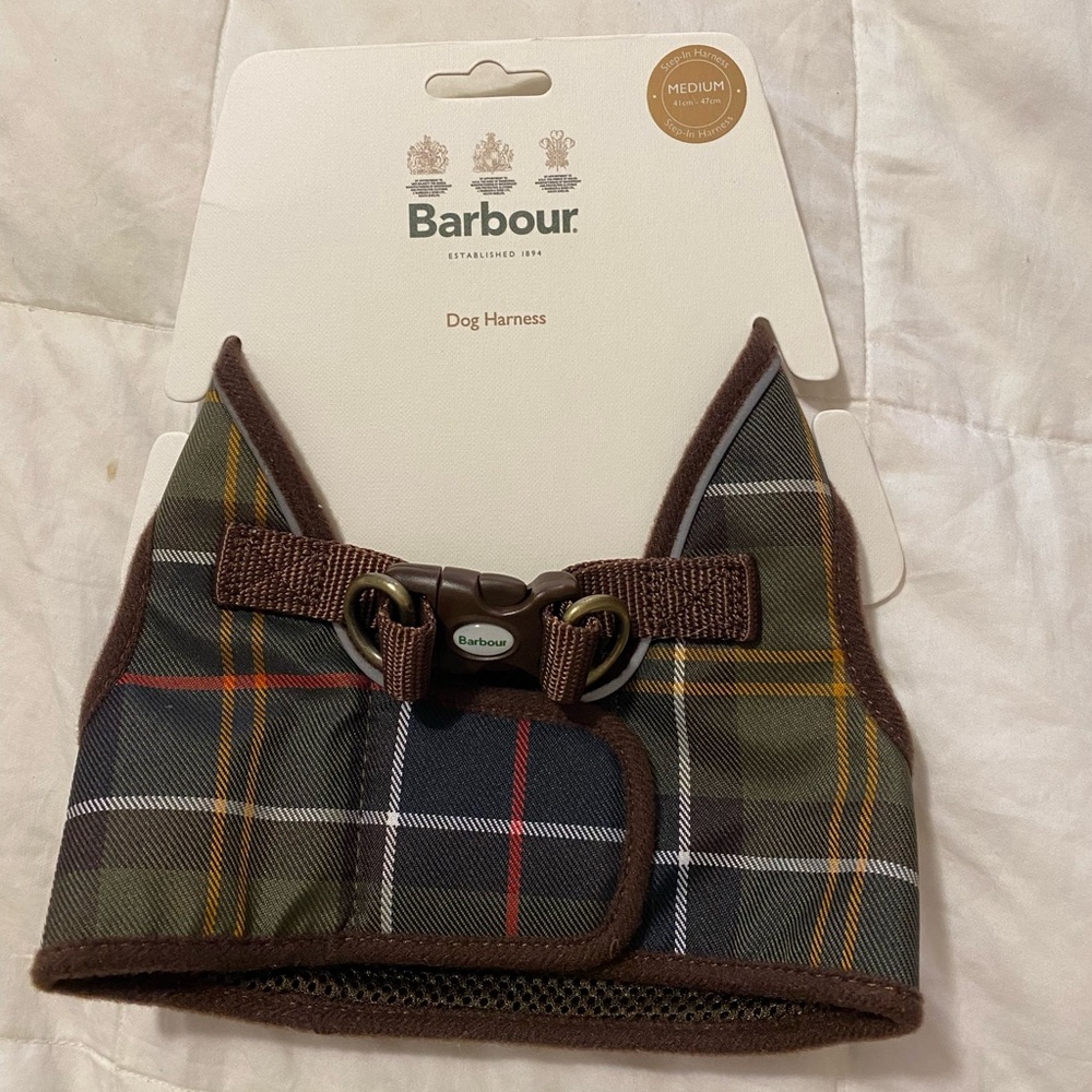 Precious Barbour Plaid step in dog harness. Brand new/ never used!